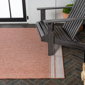 Alda Modern Minimalist Mingled Solid Indoor/Outdoor Area Rug